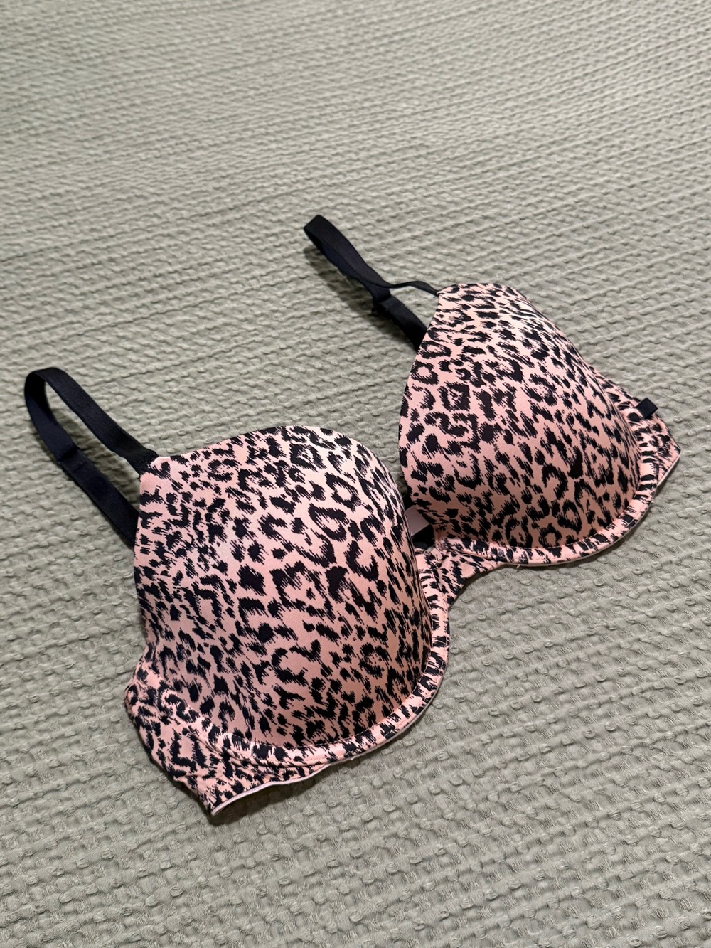 Victoria Secret Lined Demi Bra, Size 34D